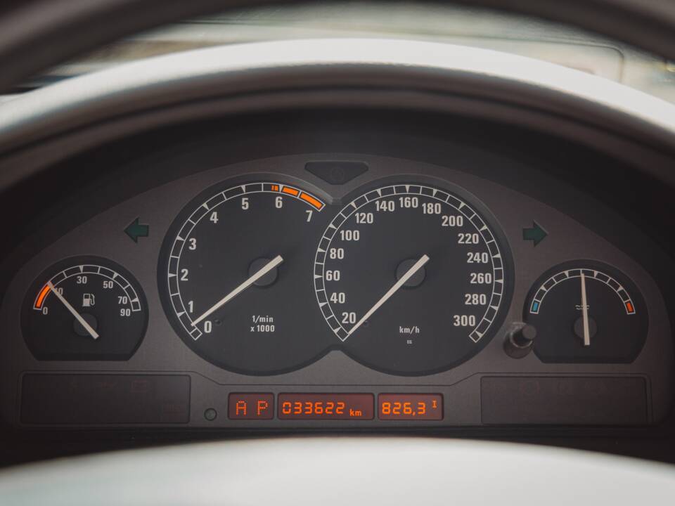 Afbeelding 28/39 van BMW 850Ci (1994)