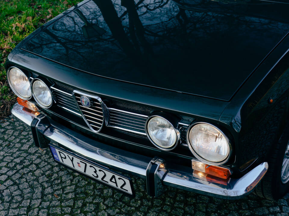 Image 59/78 de Alfa Romeo 1750 Berlina (1970)
