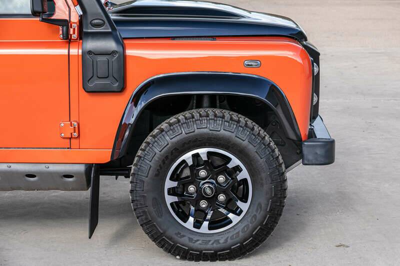 Image 11/31 of Land Rover Defender (2016)