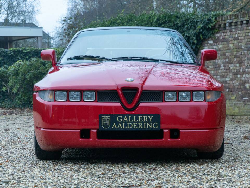 Image 36/50 of Alfa Romeo SZ (1991)