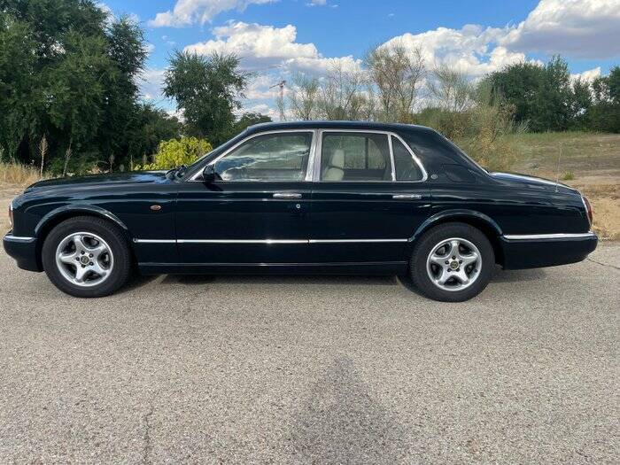 Afbeelding 3/7 van Bentley Arnage Green Label (1998)