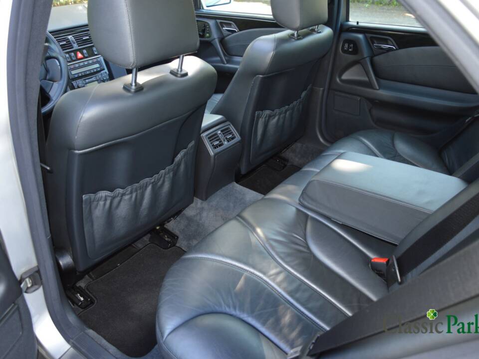 Image 26/50 de Mercedes-Benz E 50 AMG (1996)