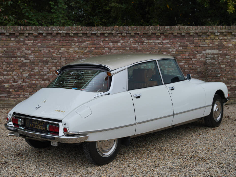 Afbeelding 2/50 van Citroën DS 21 Pallas (1971)