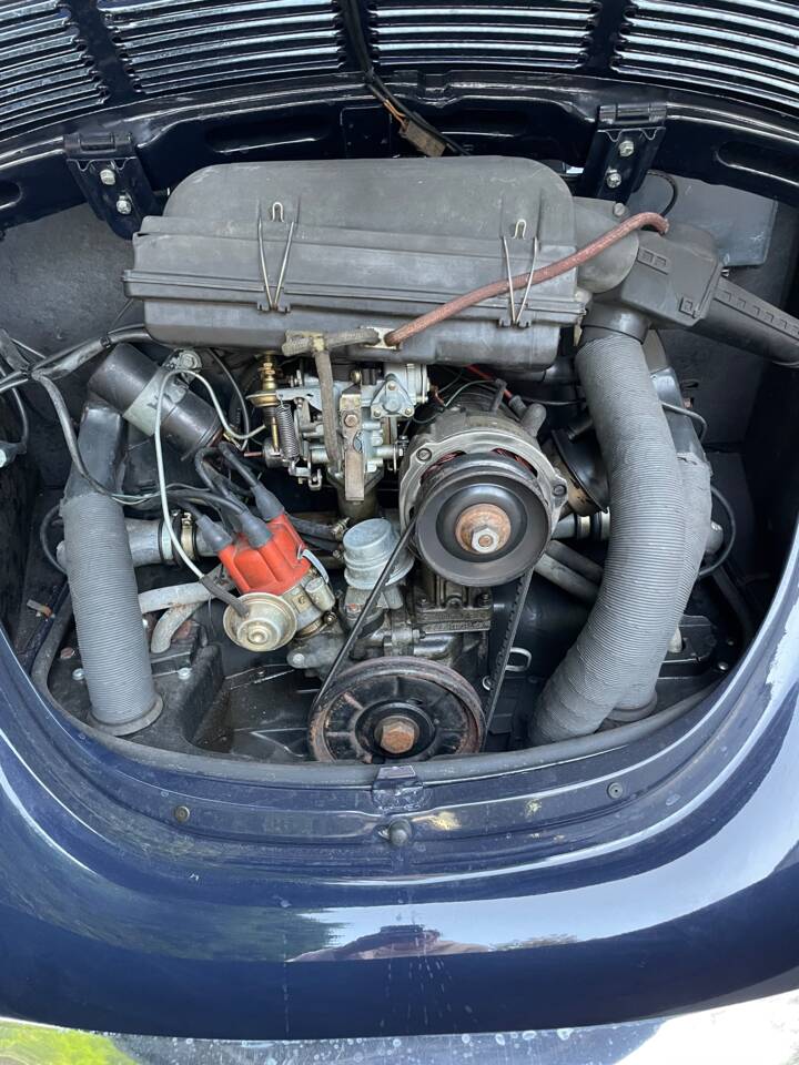 Image 12/17 of Volkswagen Maggiolone 1303 (1978)