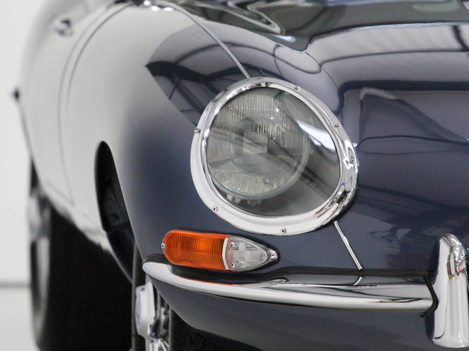 Bild 15/39 von Jaguar E-Type 4.2 (1966)
