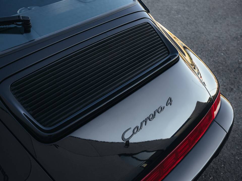 Bild 19/39 von Porsche 911 Carrera 4 (1993)