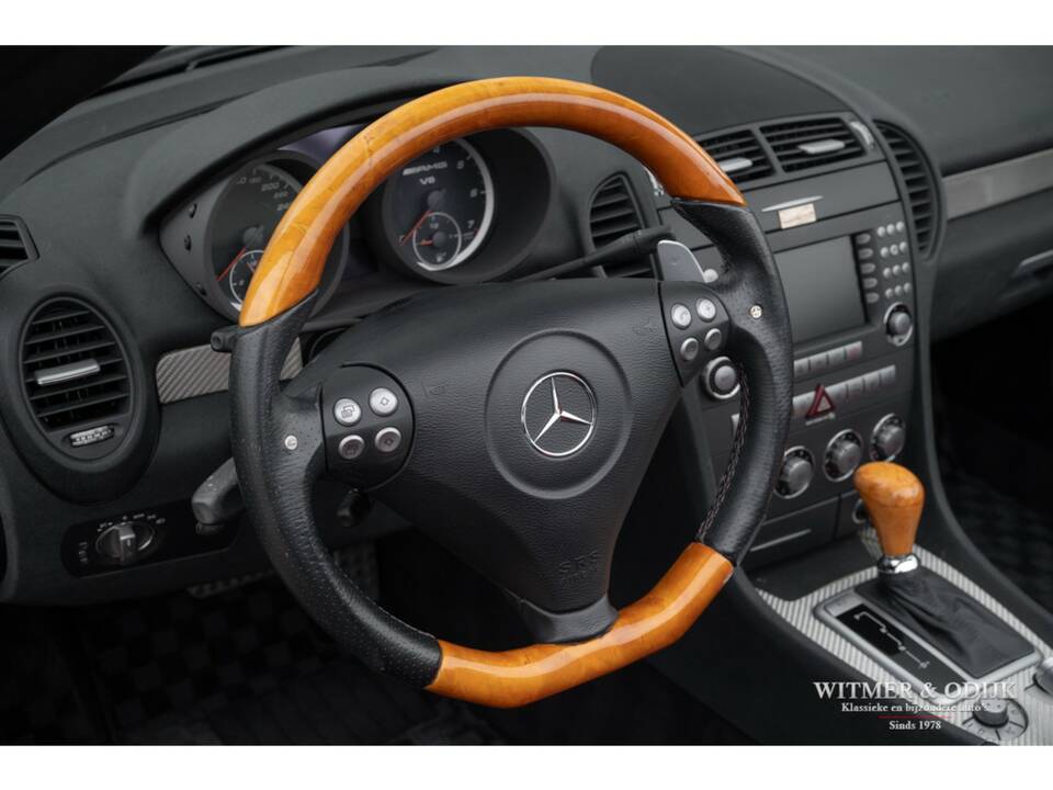 Bild 12/43 von Mercedes-Benz SLK 55 AMG (2005)