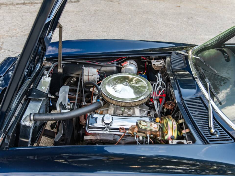 Image 14/18 of Chevrolet Corvette Sting Ray (1964)