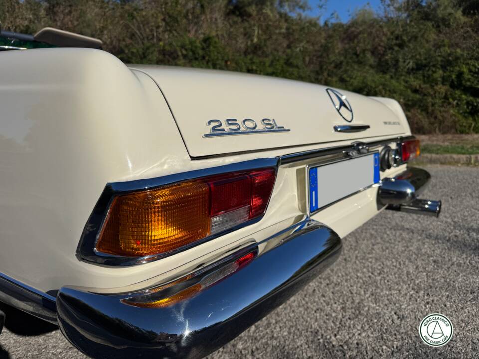 Bild 12/36 von Mercedes-Benz 250 SL (1967)
