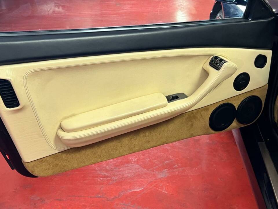 Image 22/49 of Ferrari 456 GT (1994)