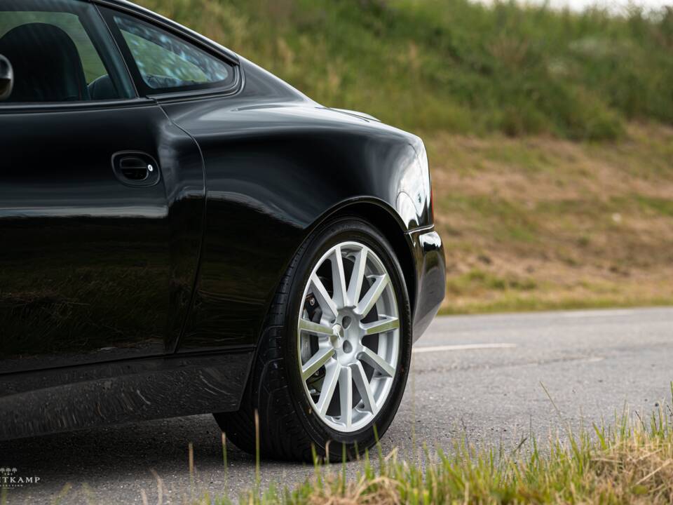 Image 8/23 de Aston Martin V12 Vanquish S Ultimate Edition (2007)