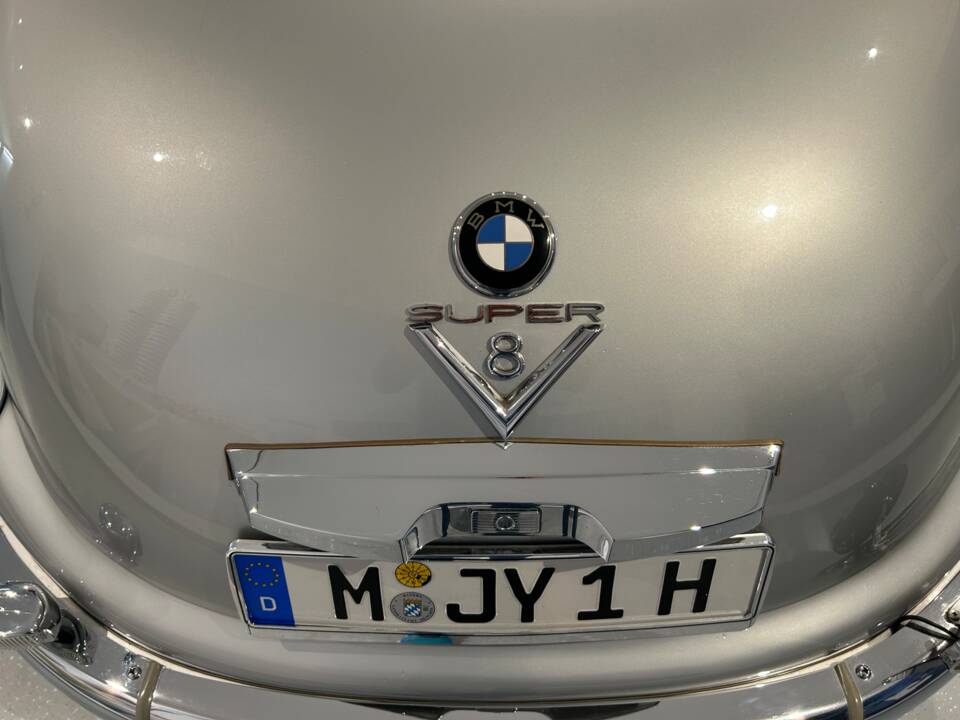 Image 18/32 of BMW 3200 S (1963)