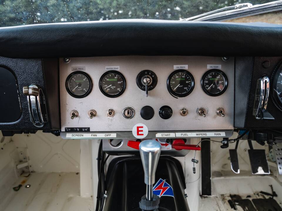 Afbeelding 25/46 van Jaguar E-Type 3.8 (1962)