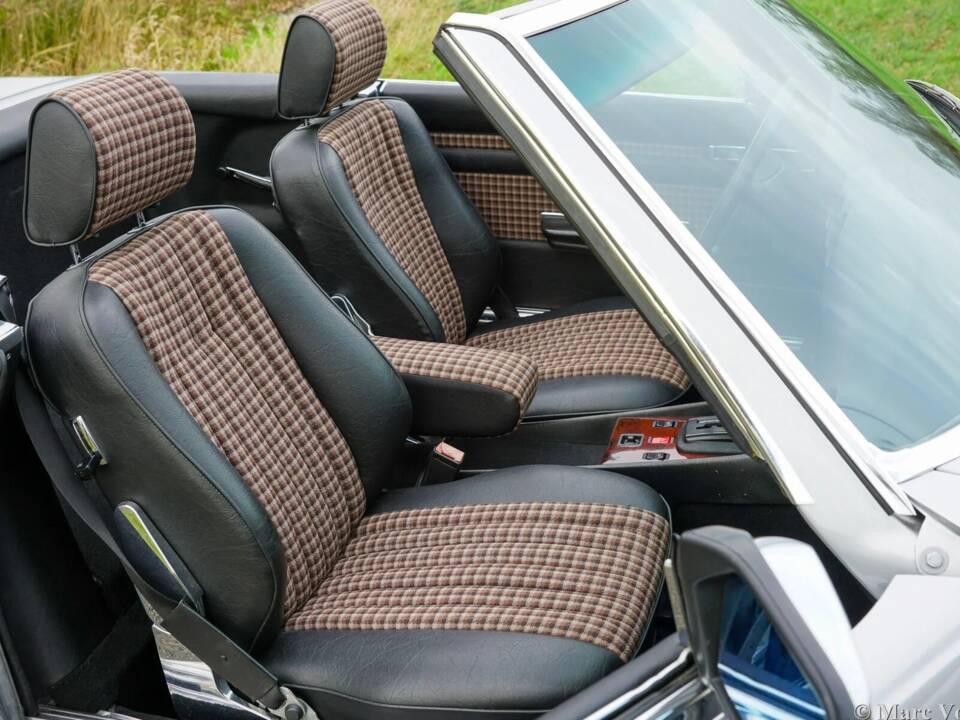 Bild 37/59 von Mercedes-Benz 280 SL (1985)