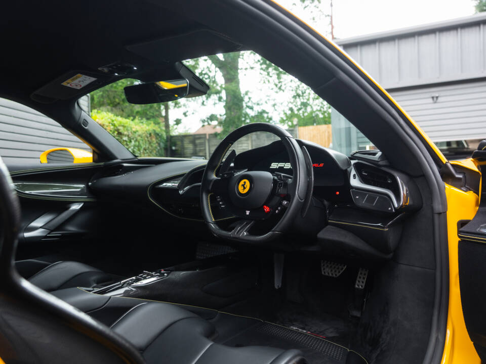 Immagine 41/61 di Ferrari SF90 Stradale (2021)