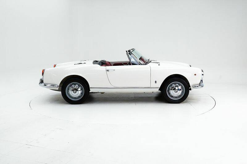 Immagine 6/15 di Alfa Romeo Giulia 1600 Spider Veloce (1965)