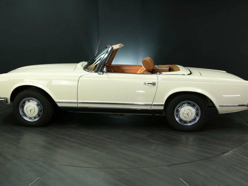 Imagen 3/30 de Mercedes-Benz 280 SL (1971)