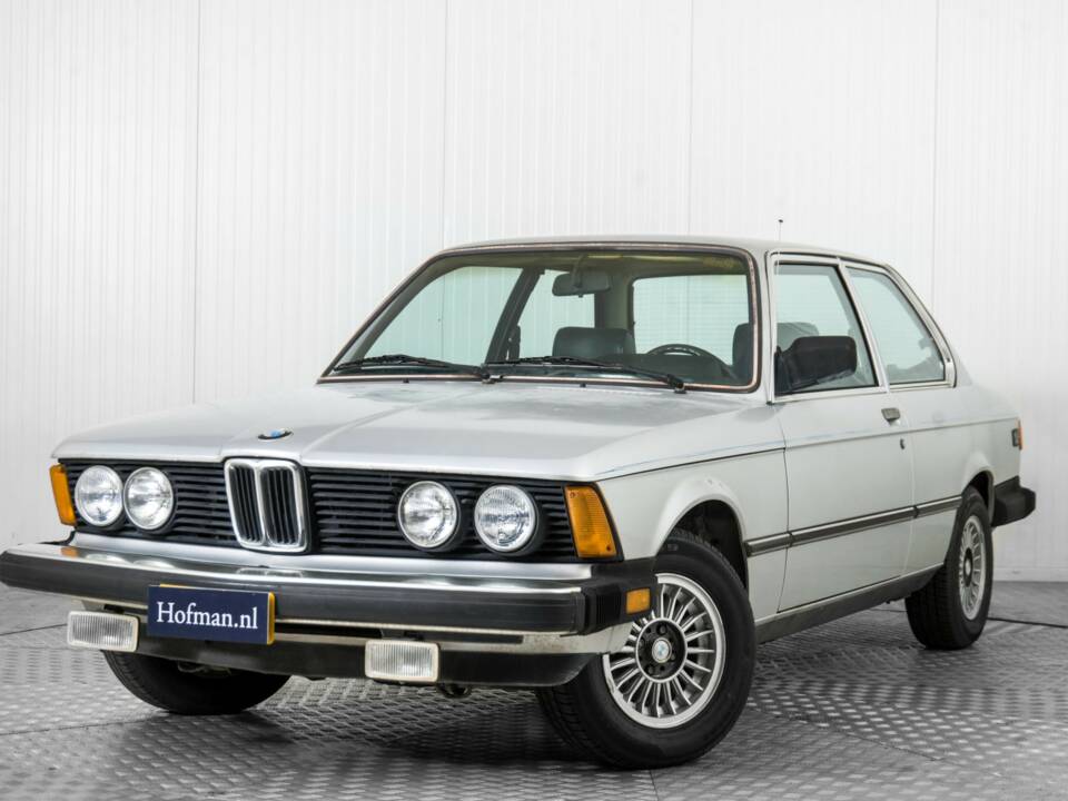 Bild 3/50 von BMW 320i (1981)