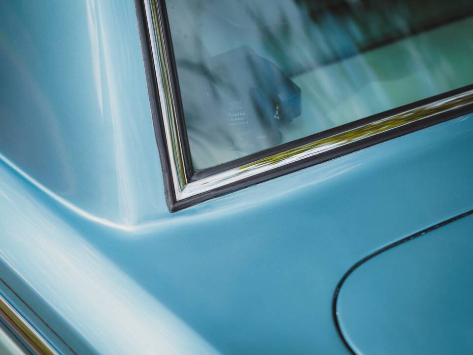 Image 28/42 of Rolls-Royce Silver Shadow II (1977)