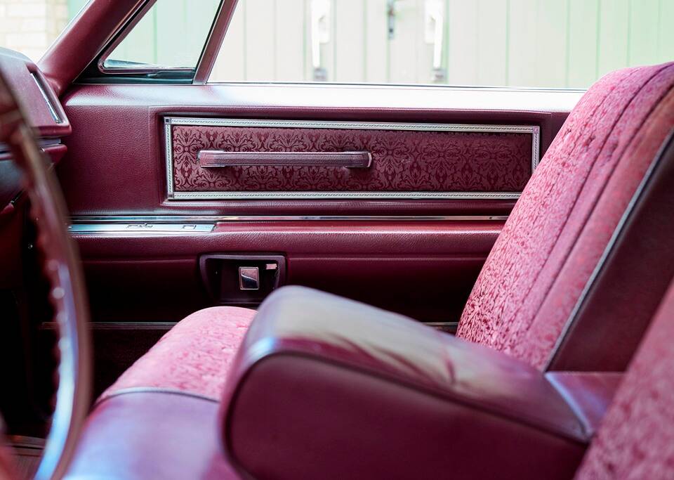 Bild 148/200 von Cadillac Coupe DeVille (1968)