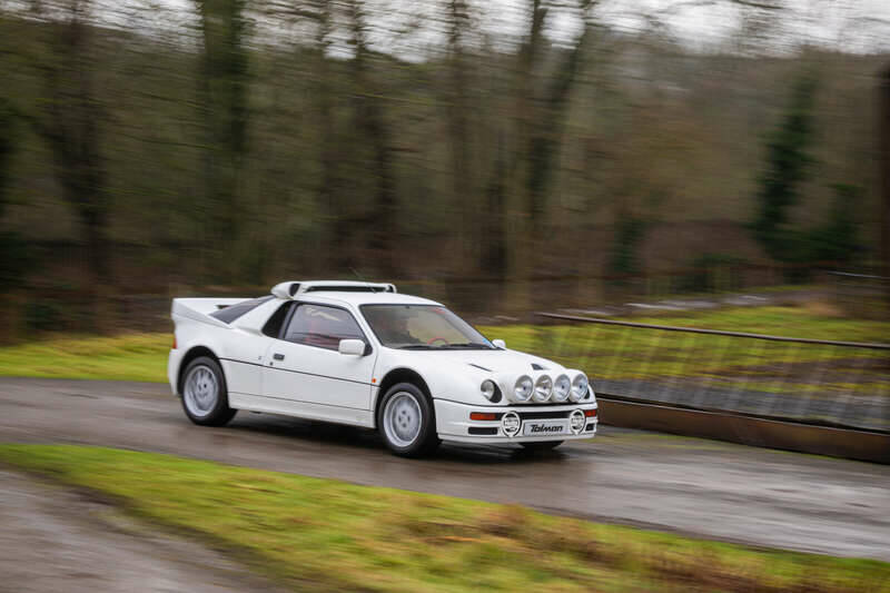 Image 11/50 of Ford RS200 (1986)