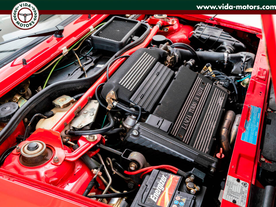 Image 15/20 of Lancia Delta HF Integrale 16V (1991)