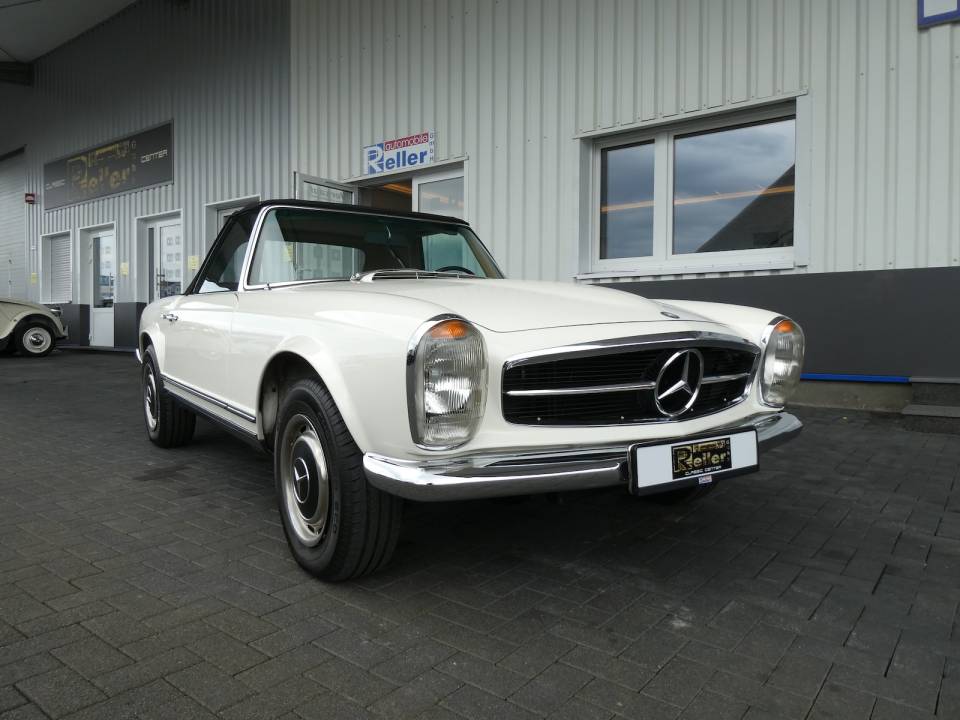 Image 1/26 de Mercedes-Benz 280 SL (1968)