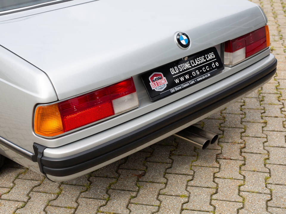 Bild 4/36 von BMW 633 CSi (1977)