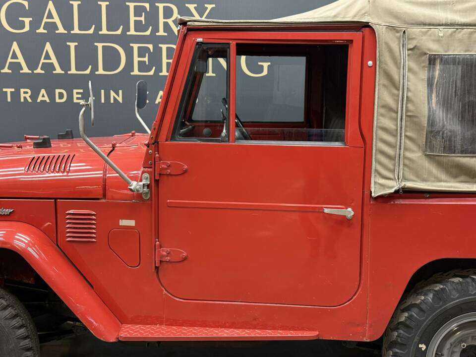 Immagine 23/50 di Toyota Land Cruiser FJ 40 (1975)