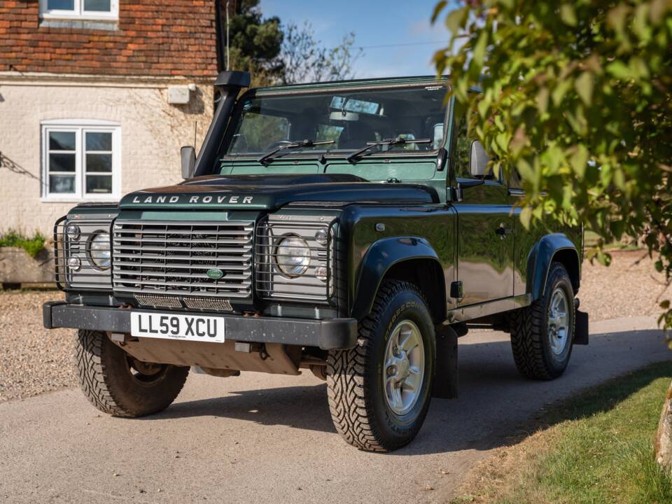 Bild 20/50 von Land Rover Defender 90 TD4 (2009)