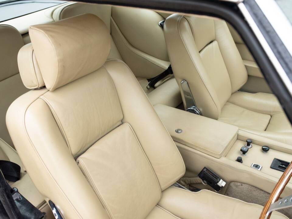 Bild 38/45 von Jensen Interceptor  MK III (1974)