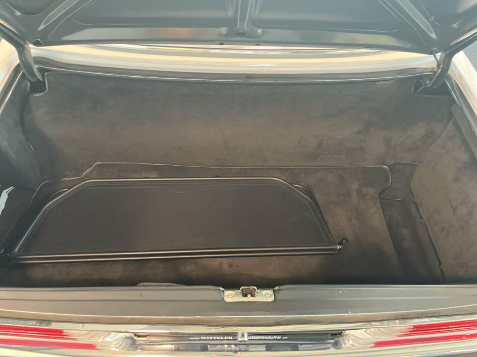 Image 18/25 de Mercedes-Benz 420 SL (1986)