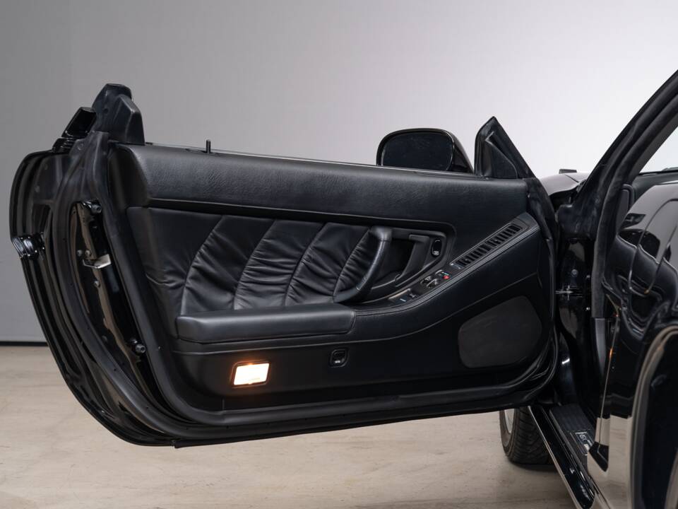 Bild 21/42 von Honda NSX (1990)