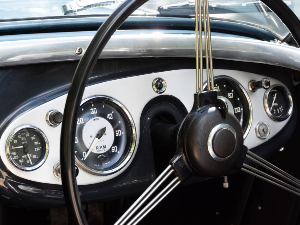 Image 17/17 of Austin-Healey 100&#x2F;4 (BN1) (1954)