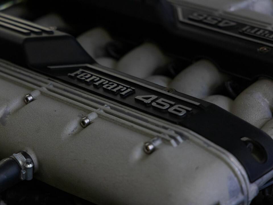 Image 22/29 of Ferrari 456 GT (1994)