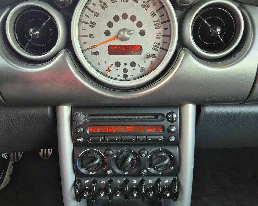 Image 20/22 de Mini Cooper S (2006)