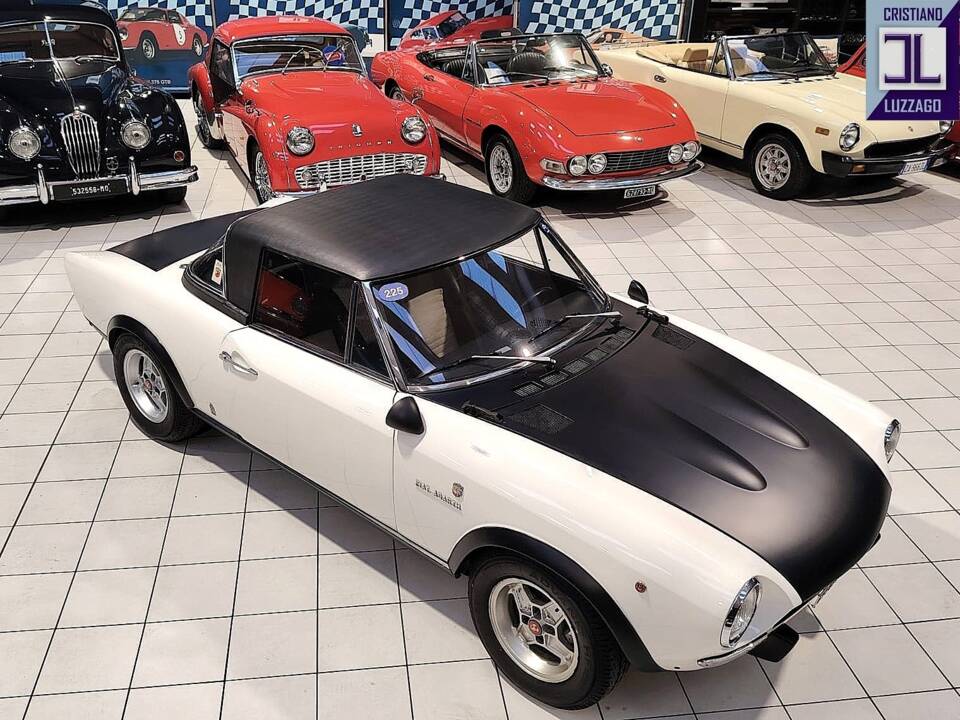 Image 10/73 of FIAT 124 Abarth Rally (1975)
