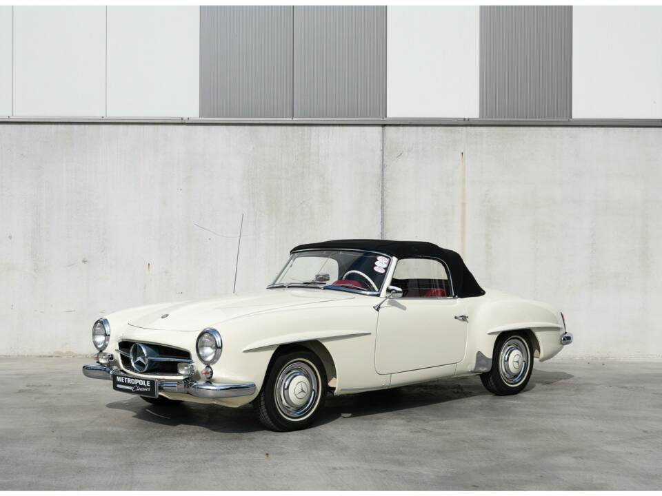 Afbeelding 2/35 van Mercedes-Benz 190 SL (1959)
