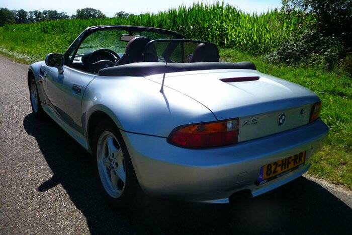 Bild 6/7 von BMW Z3 2.8 (1998)