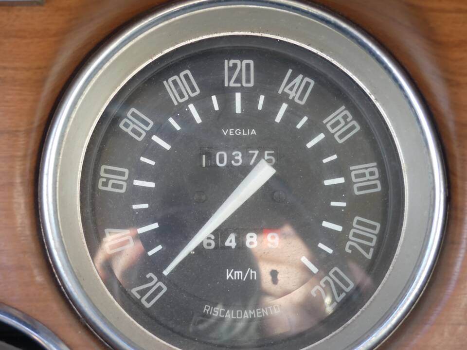 Image 14/24 de Alfa Romeo Giulia 1600 Sprint GT Veloce (1967)