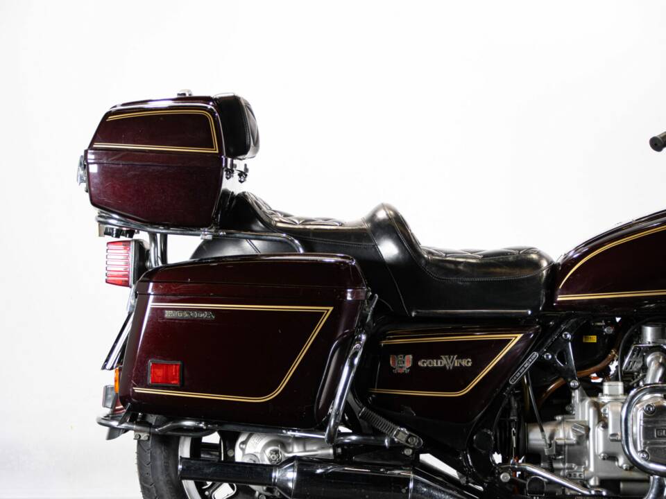 Immagine 31/50 di Honda GL 1100 Gold Wing (1981)