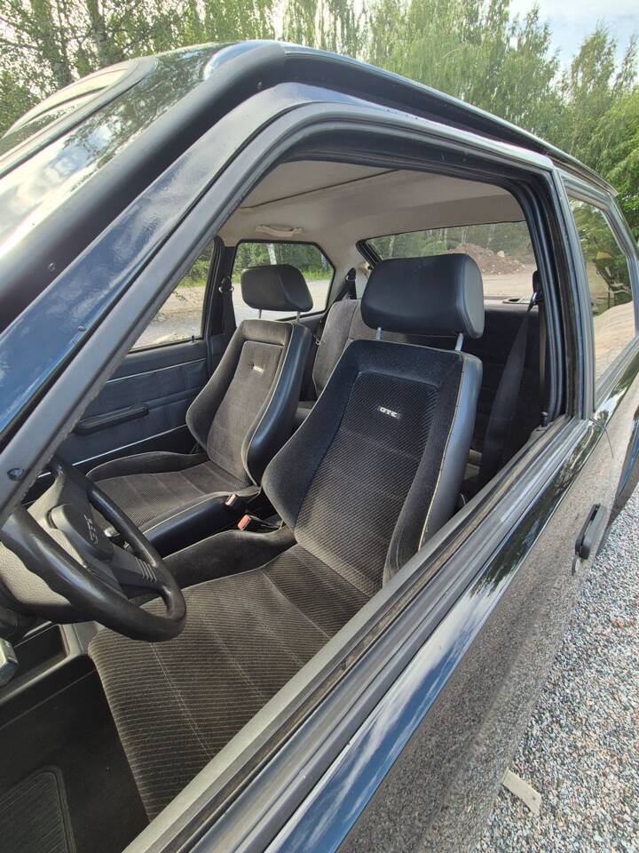 Image 19/20 of Opel Kadett 1,8 GT/E (1984)