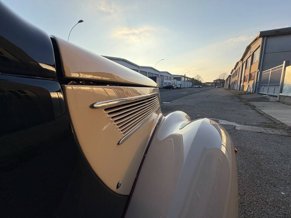 Bild 24/26 von Ford V8 (1937)