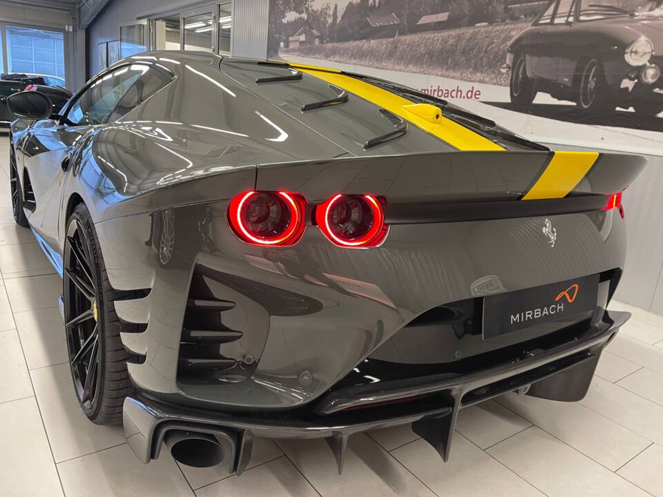 Bild 12/20 von Ferrari 812 Competizione A (2023)