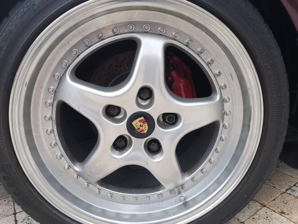 Bild 21/31 von Porsche 911 Carrera (WTL) (1990)