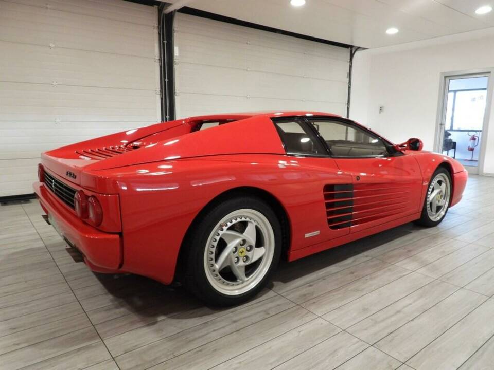 Image 4/14 of Ferrari 512 M (1994)