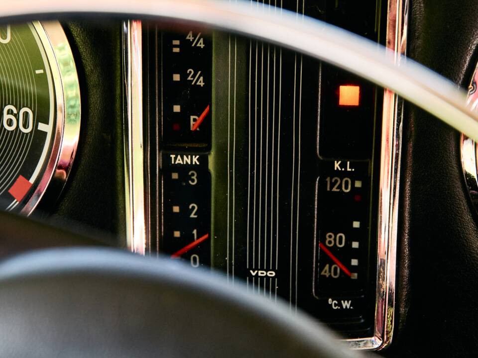 Bild 52/106 von Mercedes-Benz 280 SL (1969)
