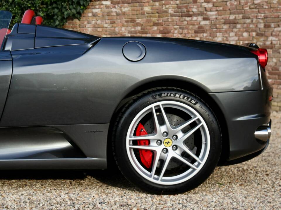 Bild 28/50 von Ferrari F430 Spider (2007)