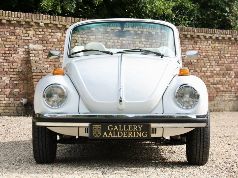 Image 5/50 of Volkswagen Käfer 1303 &quot;Champagne Edition&quot; (1977)