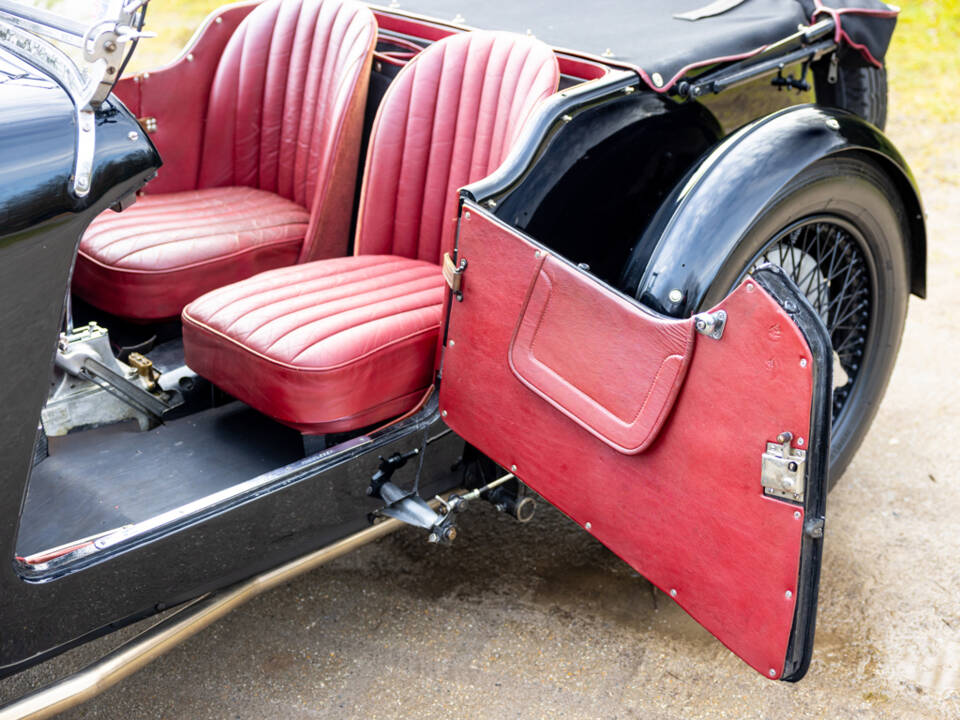 Immagine 18/50 di Aston Martin International (1930)